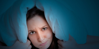 Breast cancer risk higher in western parts of time zones; is electric light to blame?