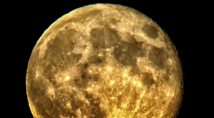 Why we should mine the Moon