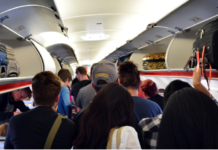Passengers boarding airplanes: we’re doing it wrong