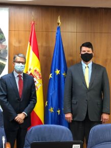 Under Secretary Krach with Spain’s Roberto Sanchez