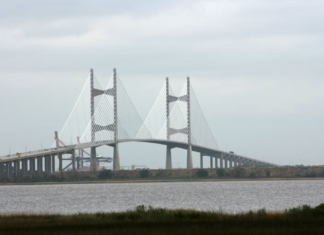 The Dames Point Bridge spans a river in Jacksonville, Fla. Jonathan Zander/Wikimedia Commons, CC BY